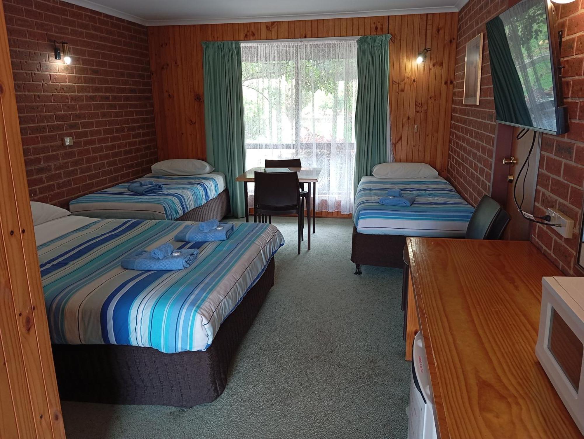 Orbost Country Road Motor Inn Экстерьер фото